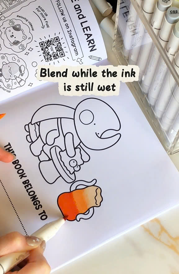 Blending markers while ink is still wet for smooth gradients